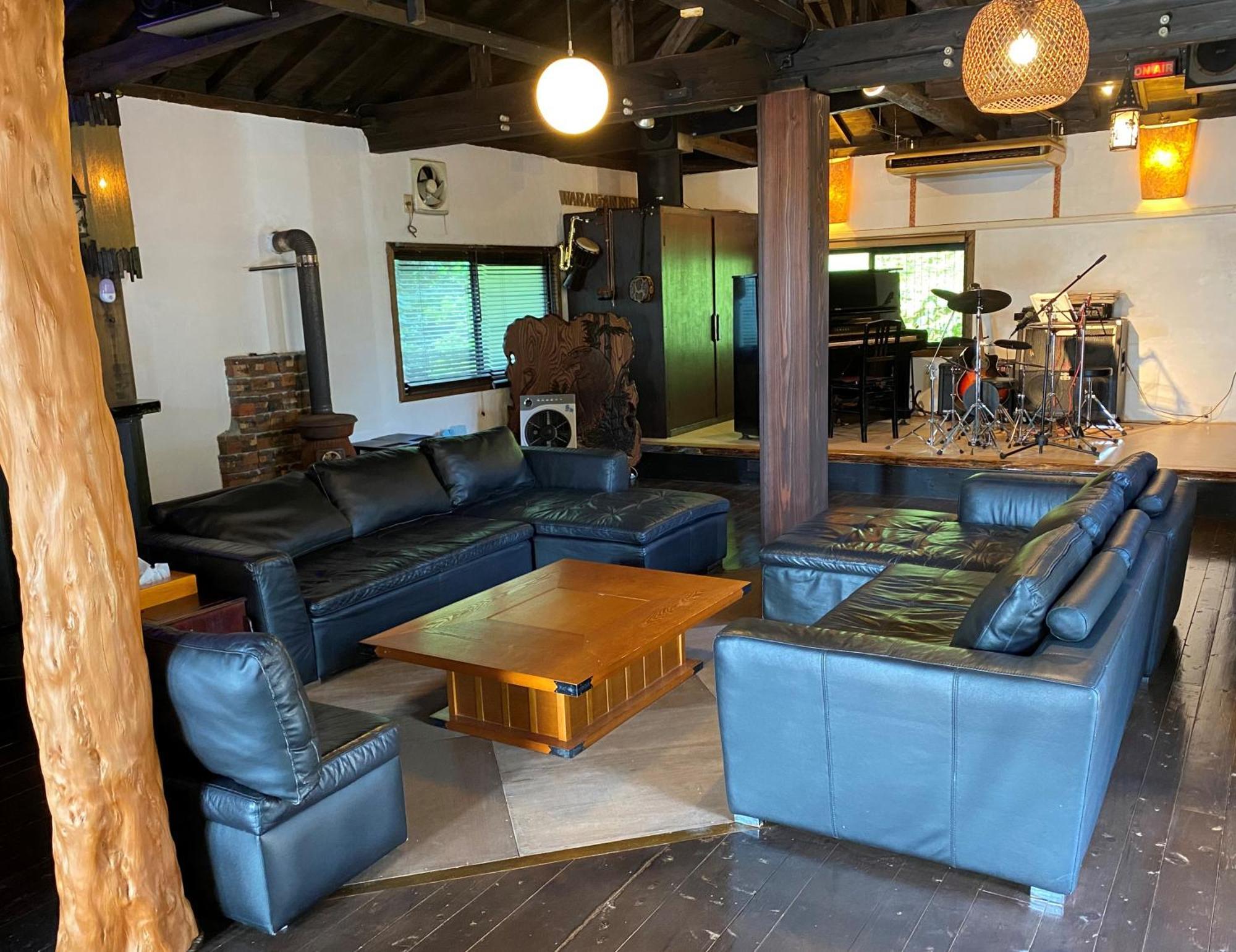 Momの家 Warabi Hotel Hirado Bagian luar foto